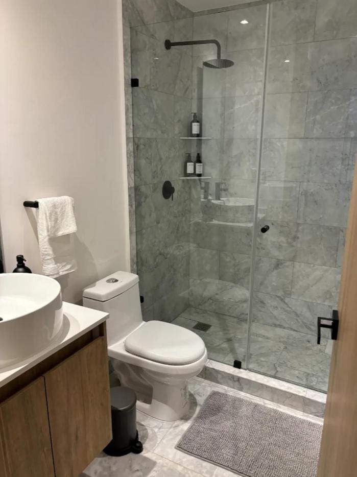 F205 - 1BDR - 1BTh Apartment in Mexico City