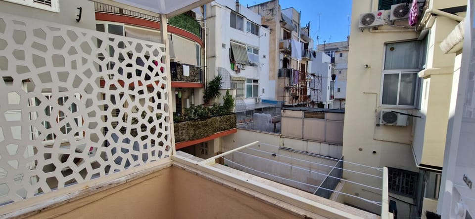 Property building, Day, Neighbourhood, View (from property/room), Balcony/Terrace
