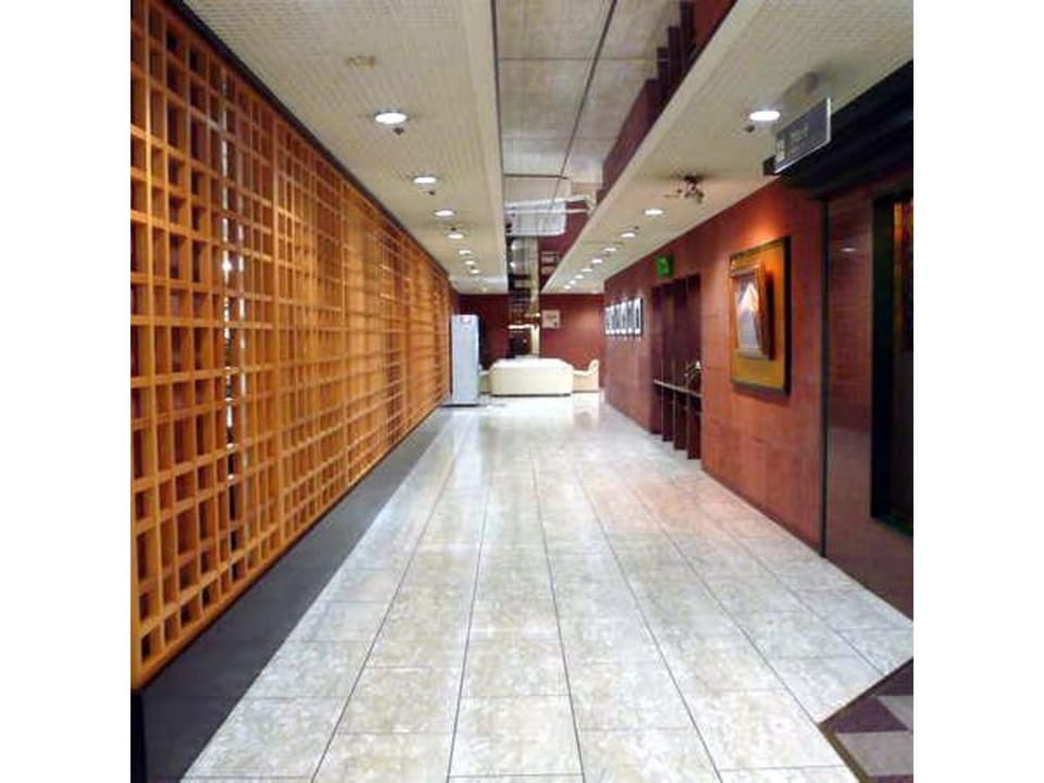 Central Hotel - Vacation STAY 99764v Hotel in Yokosuka