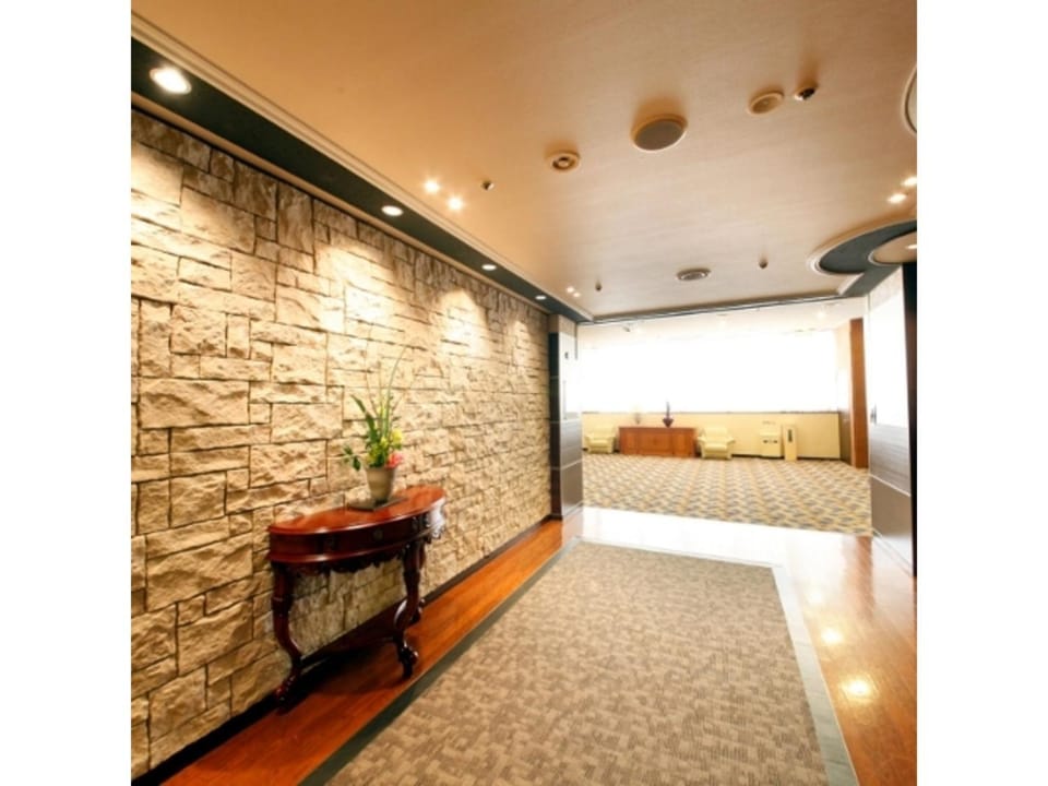 Central Hotel - Vacation STAY 99770v Hotel in Yokosuka