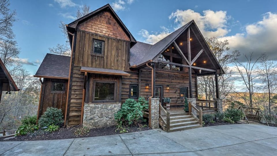 Privacy Peak House in Georgia