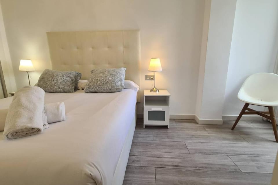 Playamar-Apto soleado piscina y playa Apartment in Torremolinos