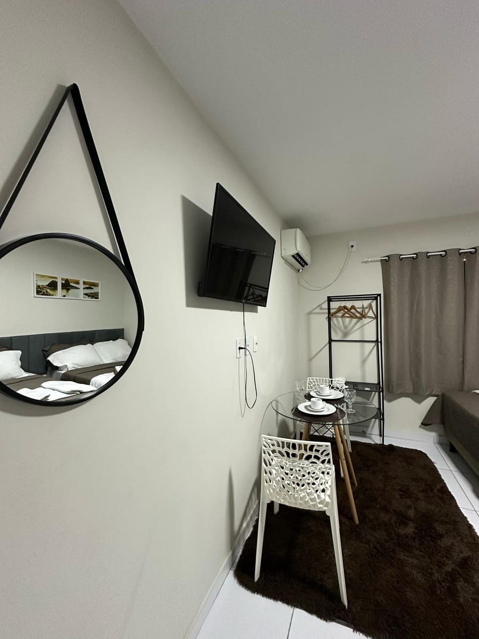 Communal lounge/ TV room, air conditioner