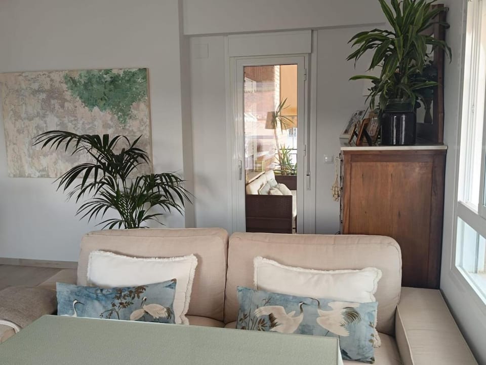 Stunning apartment with views of the Genil river Apartment in Andalusia