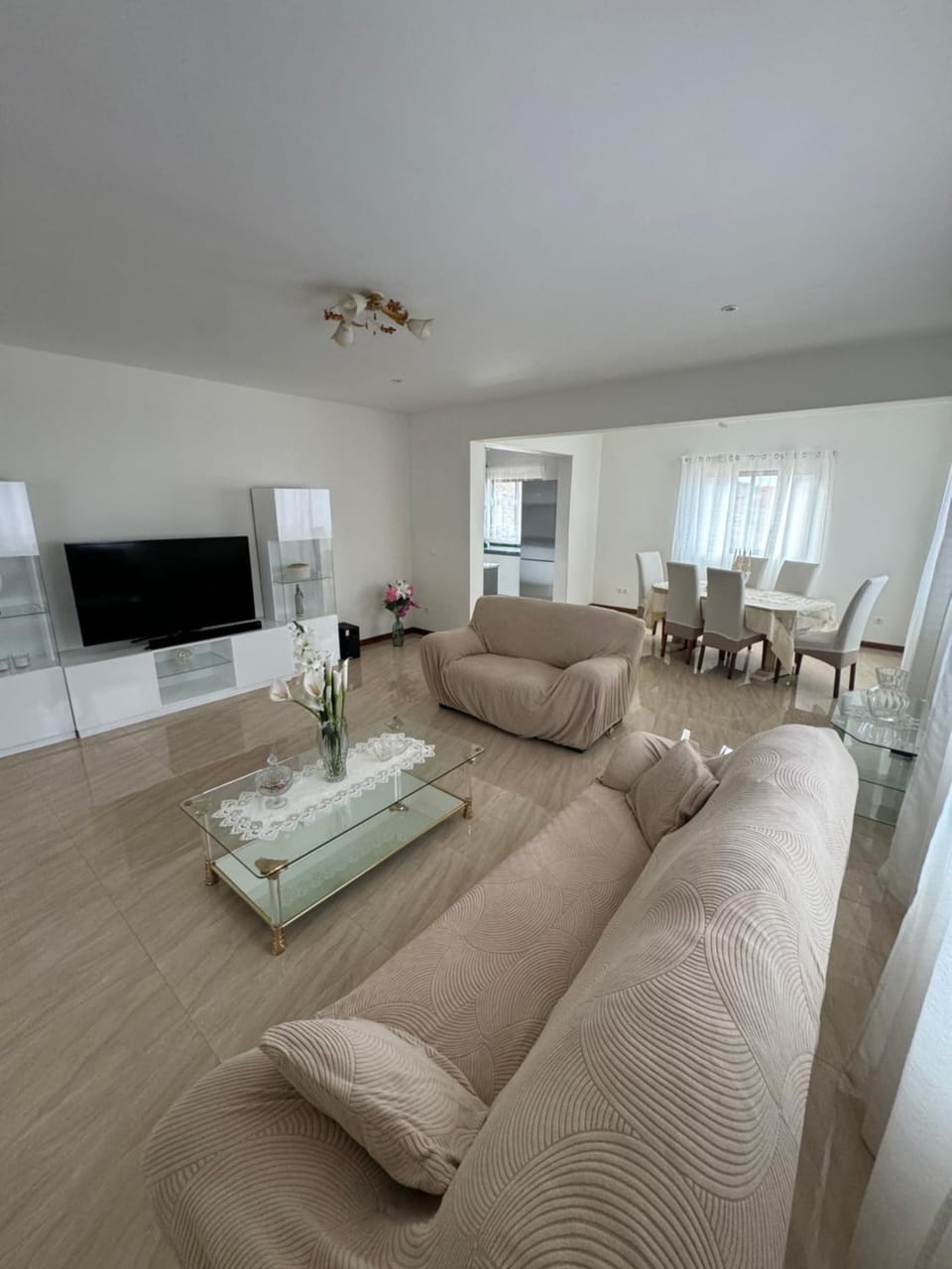 Communal lounge/ TV room, TV and multimedia, Living room, Seating area