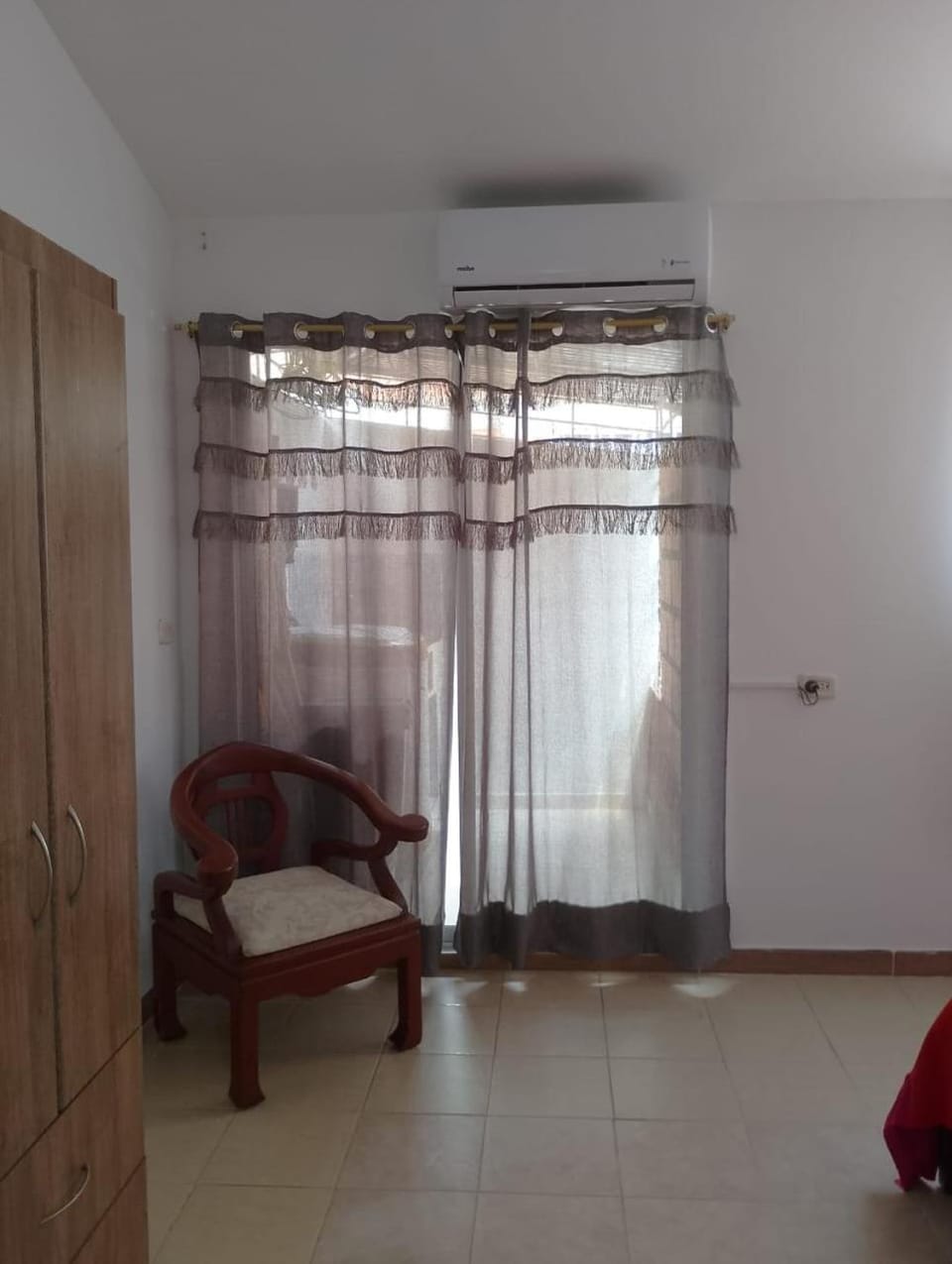 Bedroom, air conditioner