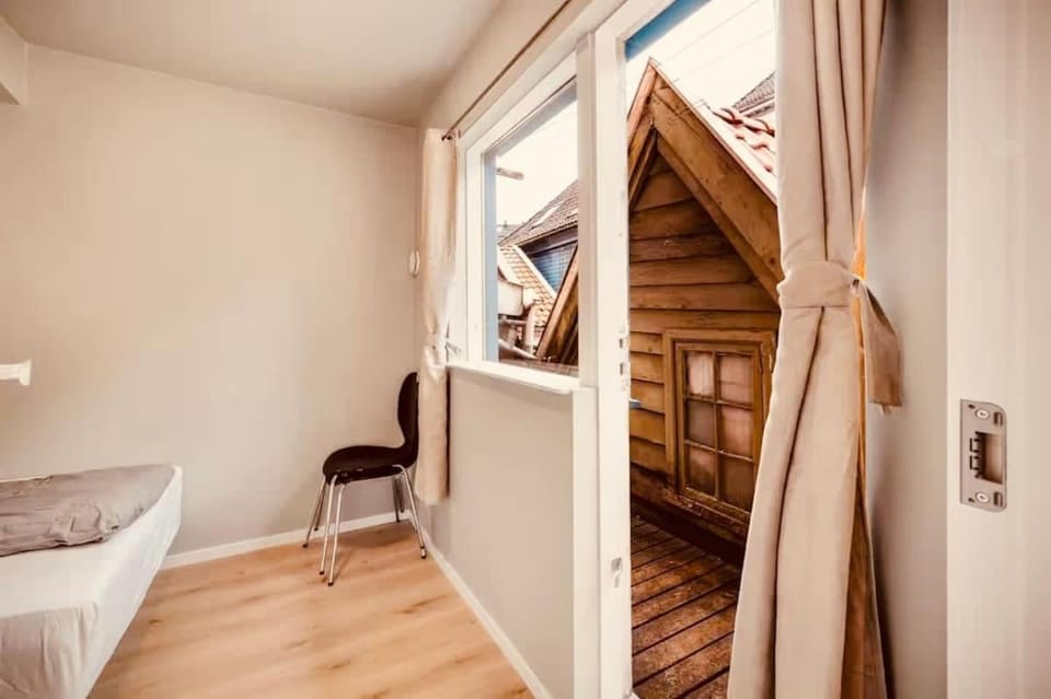 Historic Charm in Bergens Heart Apartment in Bergen