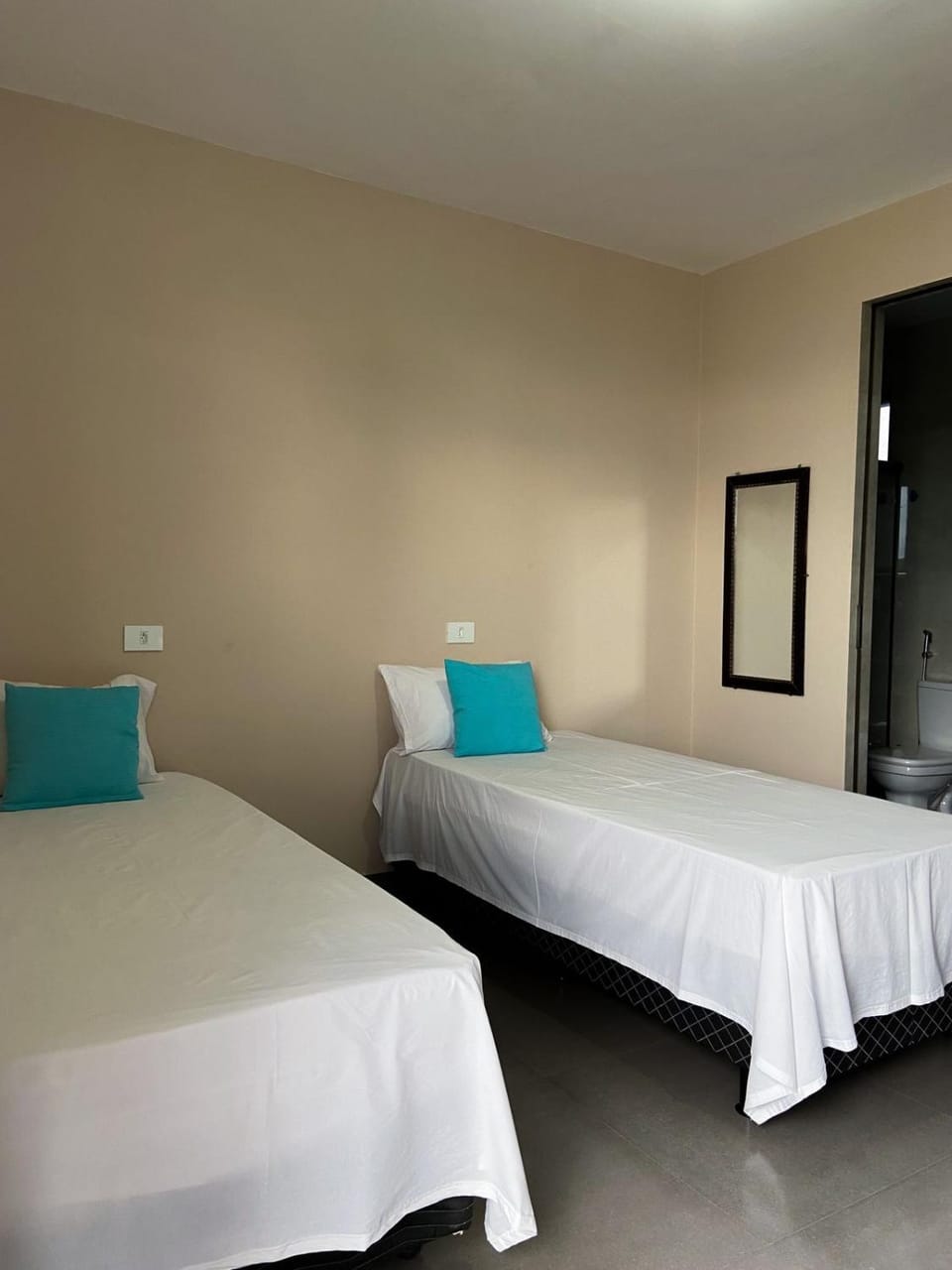 Quartos a 1km do centro de Pirenópolis Hotel in Pirenópolis