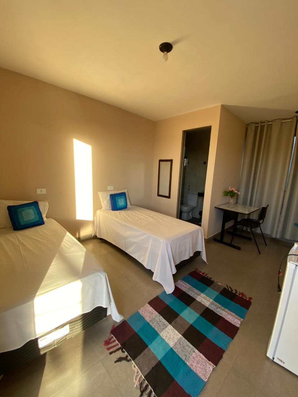 Quartos a 1km do centro de Pirenópolis Hotel in Pirenópolis