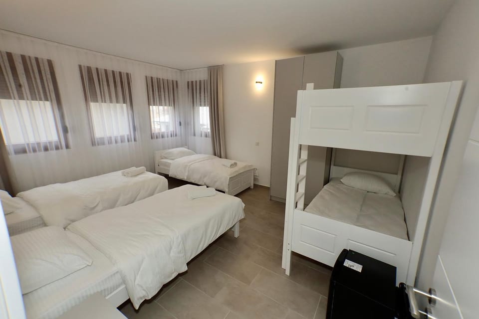 Photo of the whole room, bunk bed