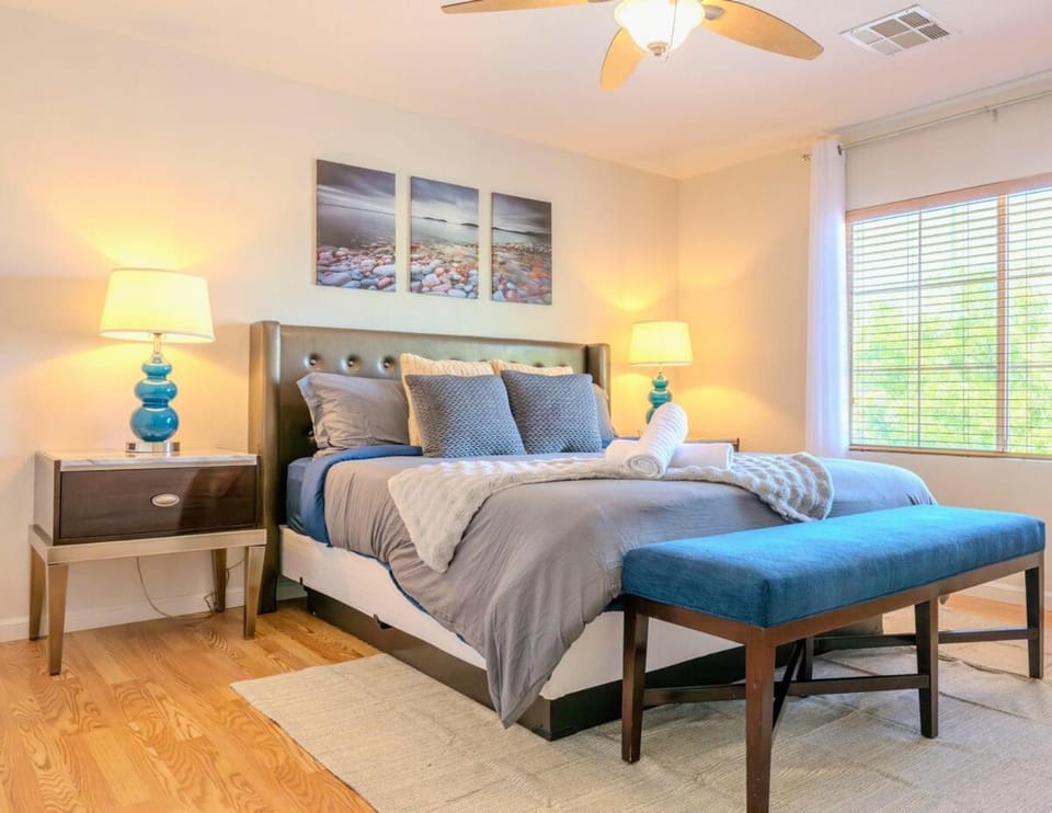Relaxing Vegas Stay with BBQ & Games House in Spring Valley