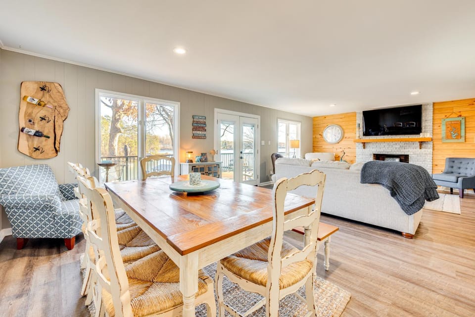 Private Boat Dock: Troutman Home on the Water! House in Lake Norman