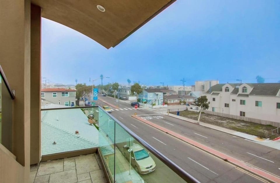 Ocean View Luxury 2 House in Mission Beach