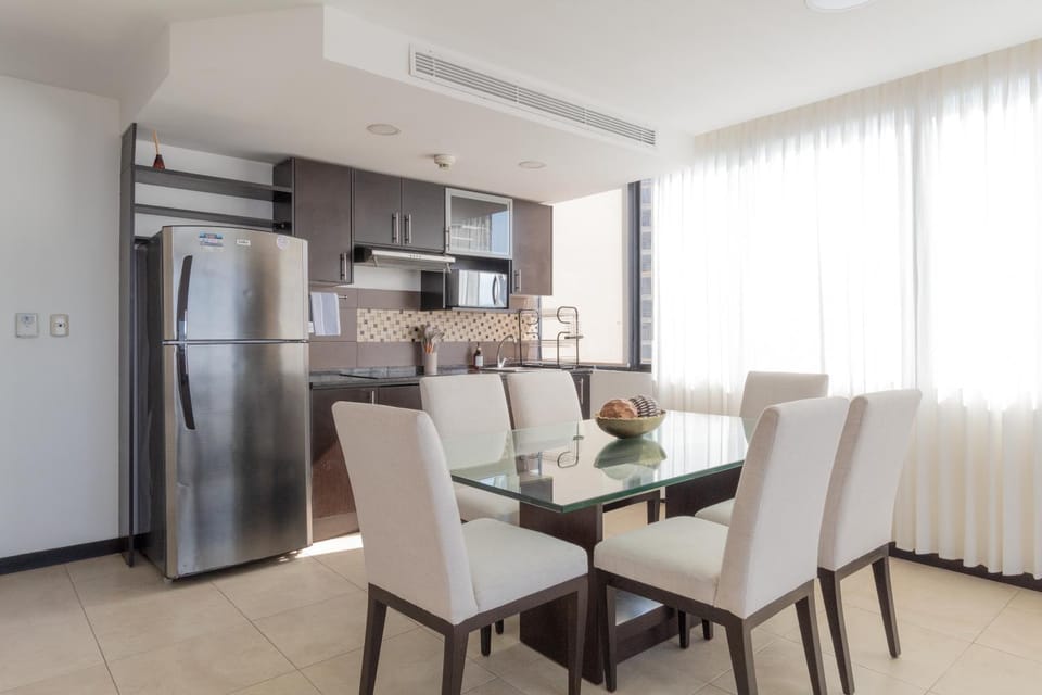 Kitchen or kitchenette, dishwasher