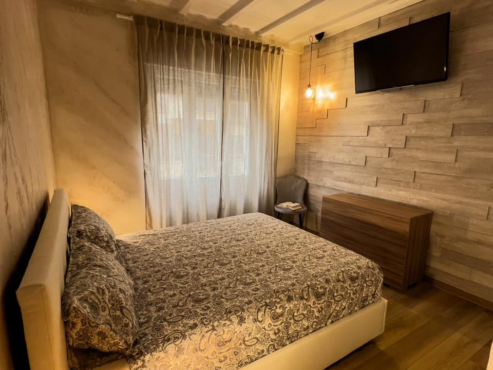 TV and multimedia, Bedroom