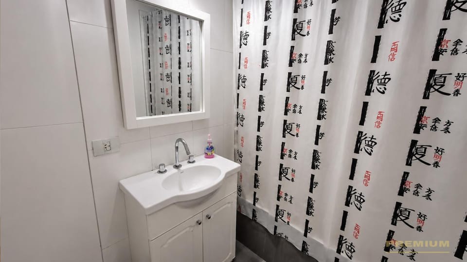 Toilet, Bathroom, Photo of the whole room, internet