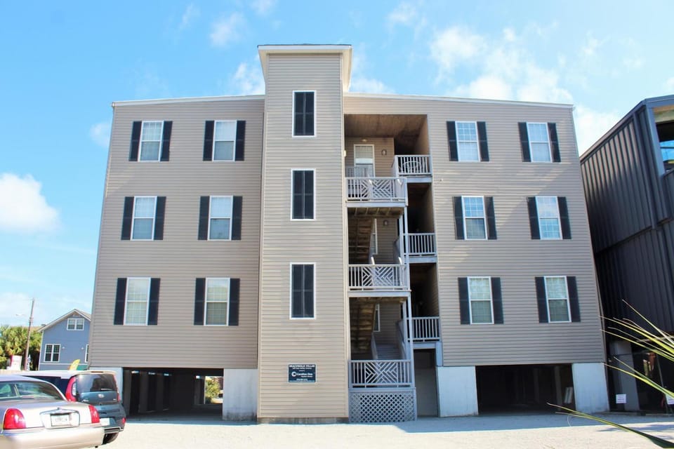 Pier Pleasure Beachwalk 21 Apartment in Folly Beach