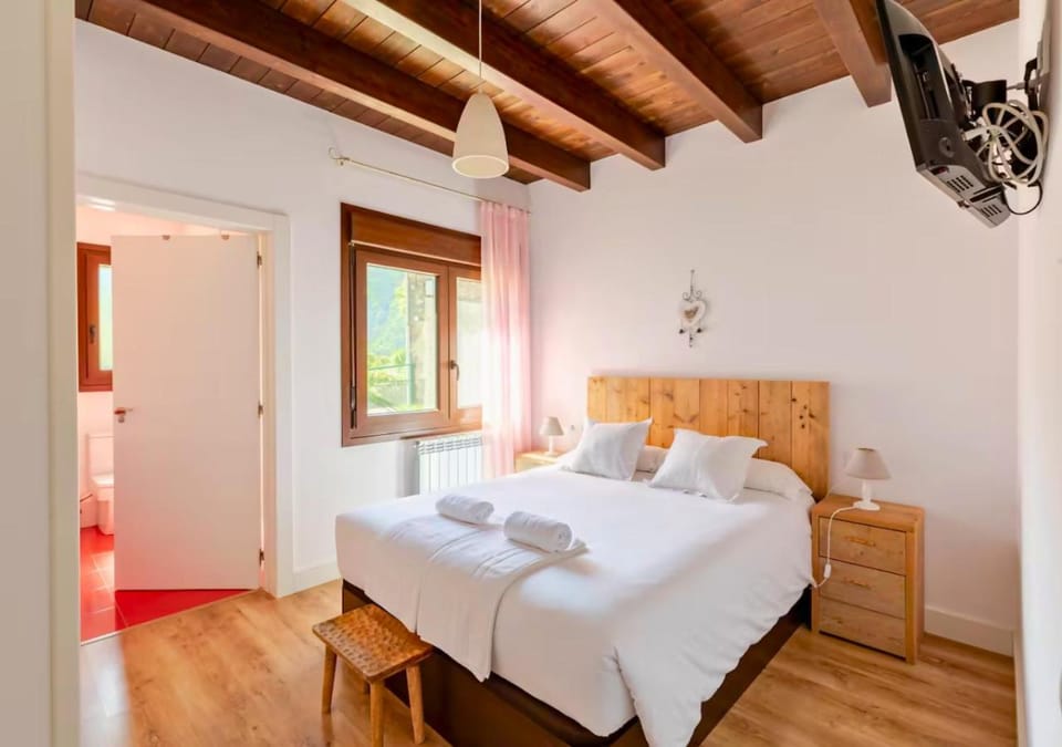 Casa Rural Orós House in Aragon