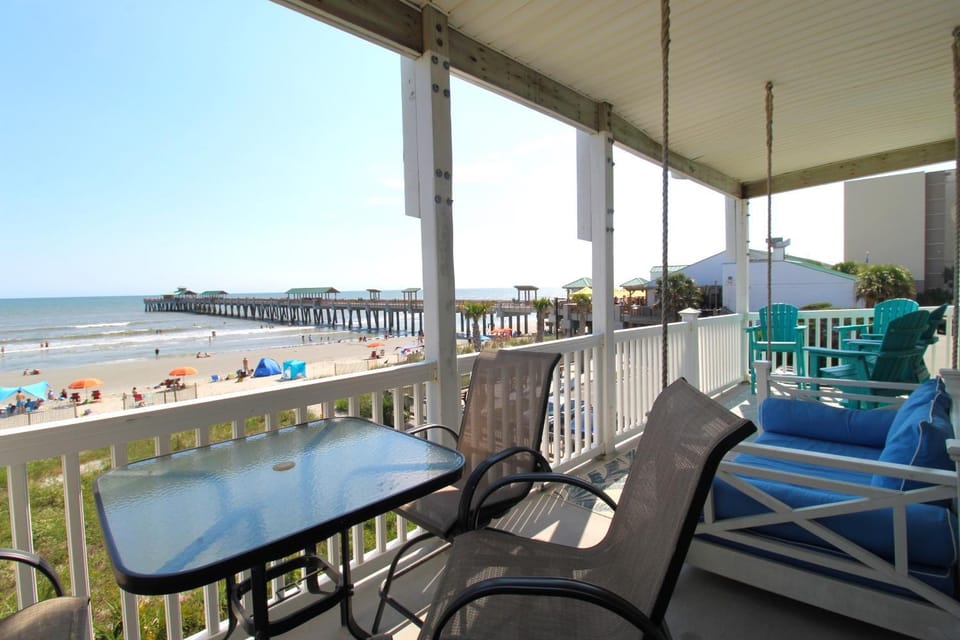 Seaside Villas 202 Apartment in Folly Beach