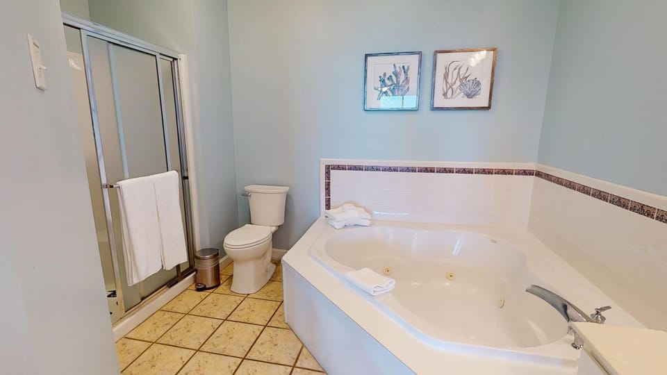 Seaside Villas 202 Apartment in Folly Beach