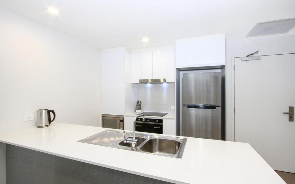 IQ Smart Apartments 704 Braddon ACT Apartment in Canberra