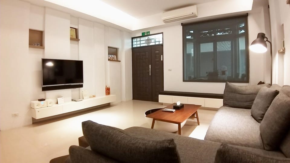 Living room, Lobby or reception