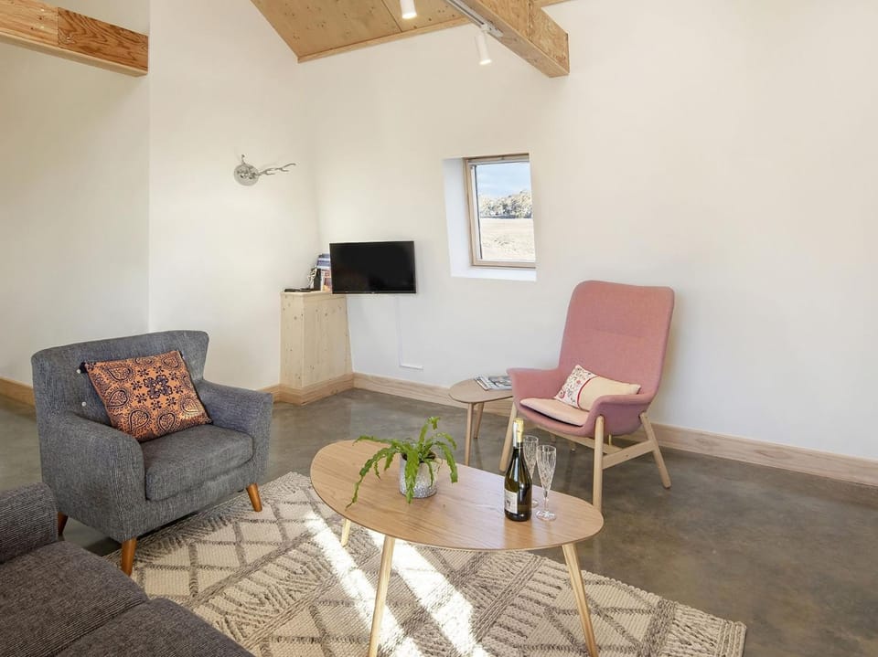 Avonside Alpine Estate 2 - Jindabyne Farm Stay in Berridale
