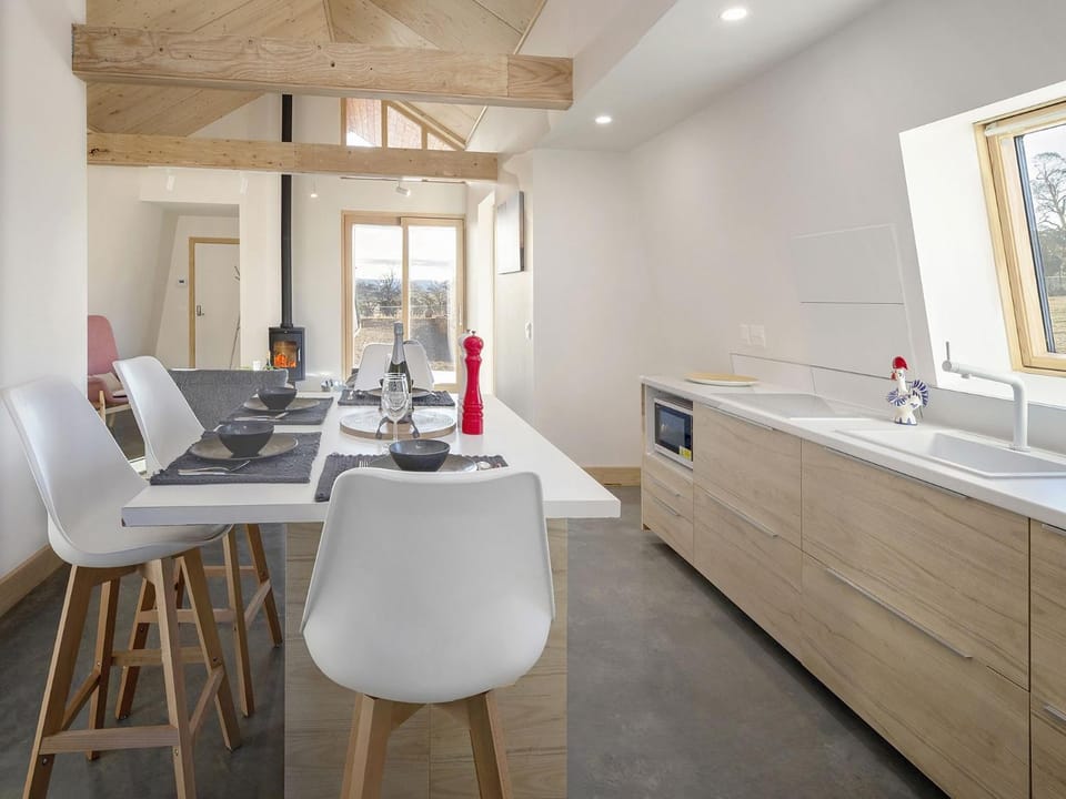 Avonside Alpine Estate 2 - Jindabyne Farm Stay in Berridale
