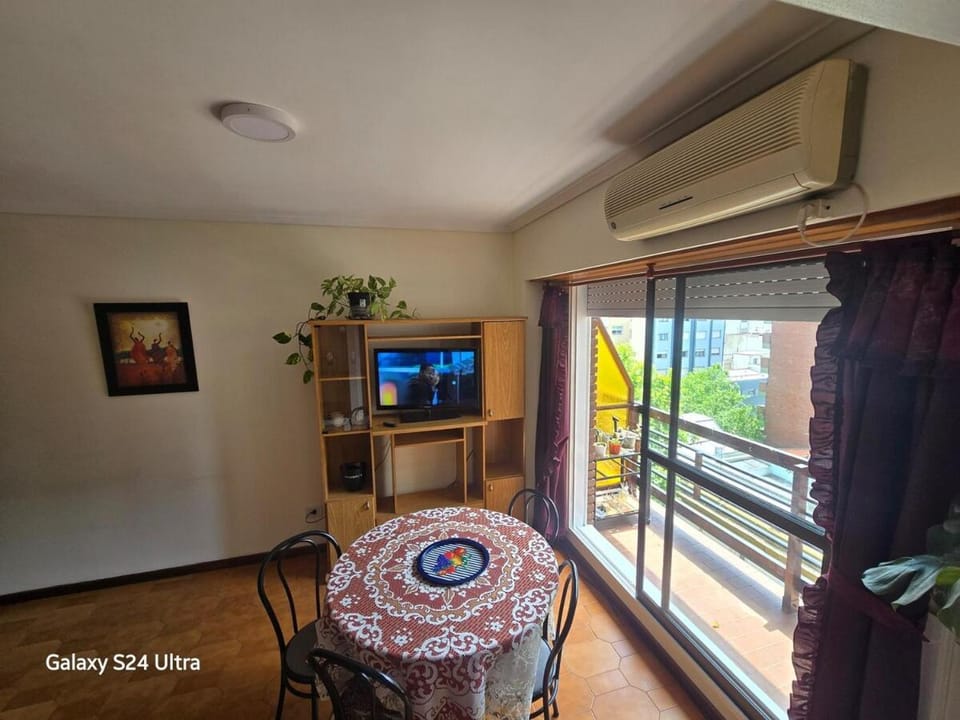 TV and multimedia, Balcony/Terrace, Dining area