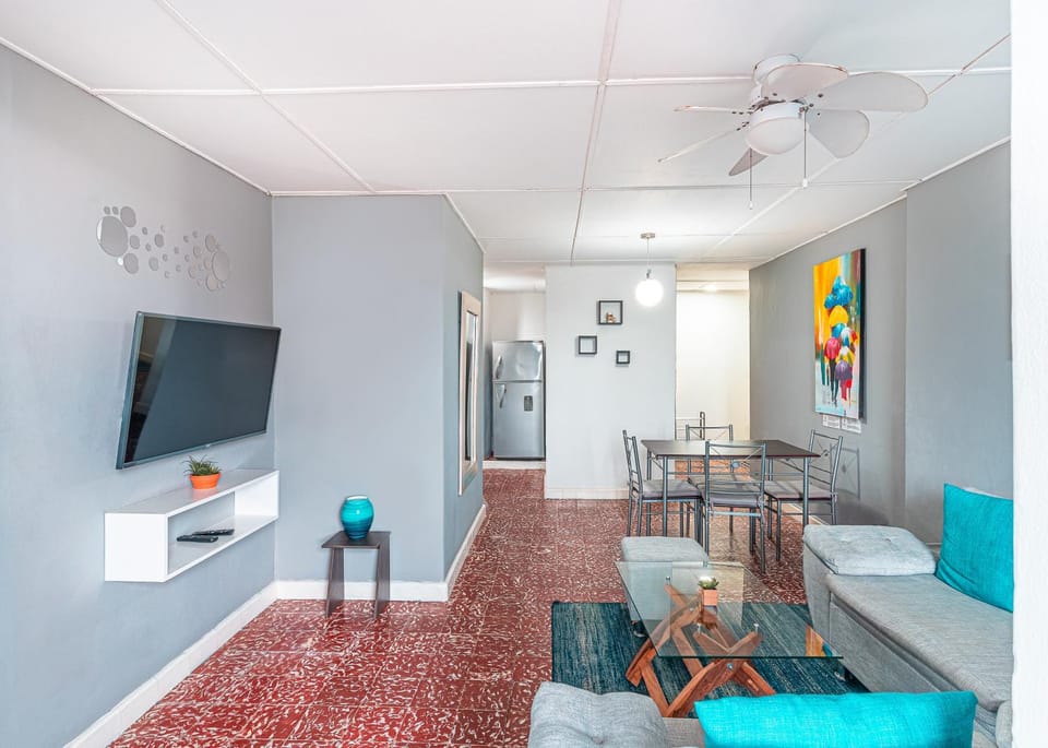 Communal lounge/ TV room, Living room