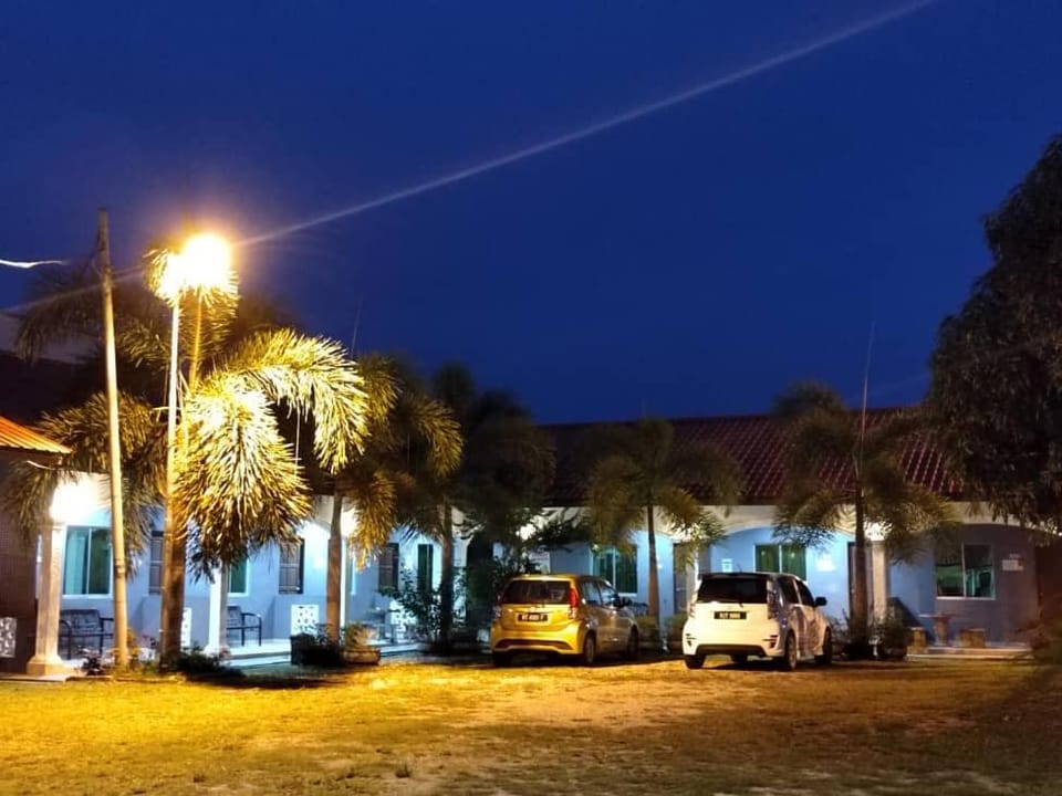 Four F Motel by Lily Motel in Kedah