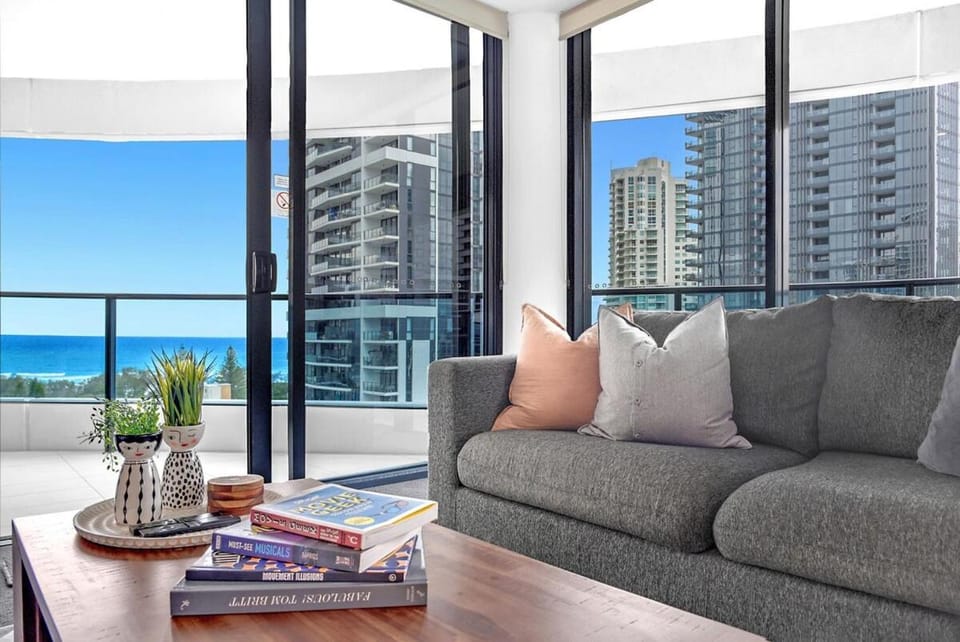 Relax at the BEACH at Oracle - level 10 Apartment in Gold Coast