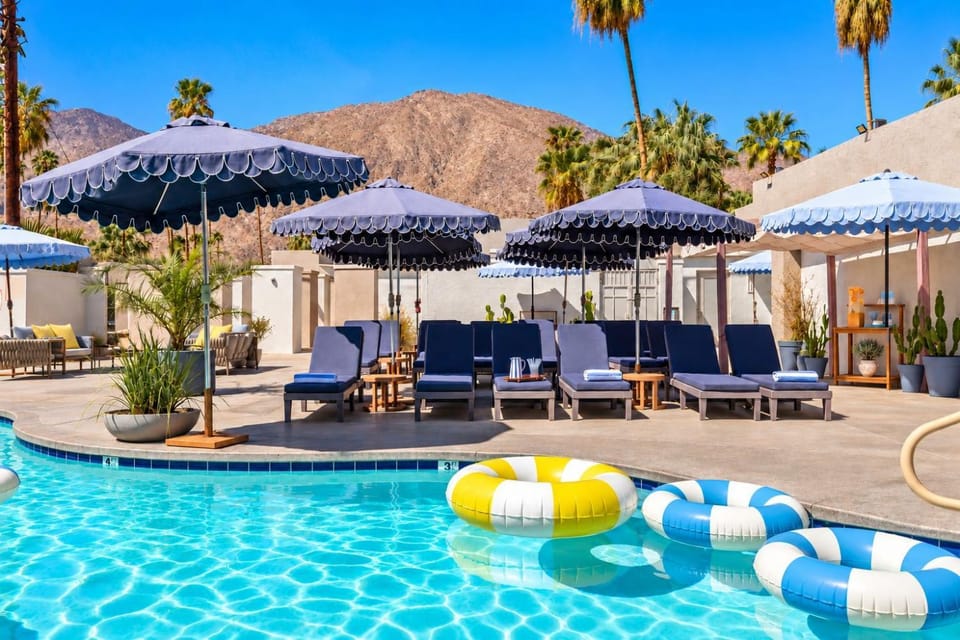Pool view, Swimming pool