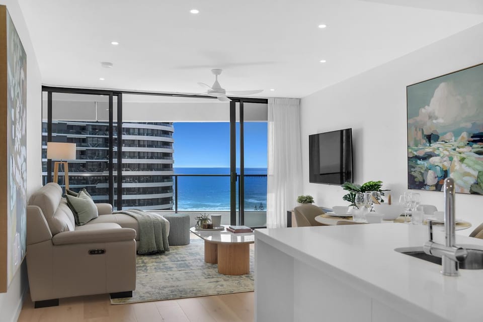 OCEAN Views at Oracle - level 17 Apartment in Gold Coast