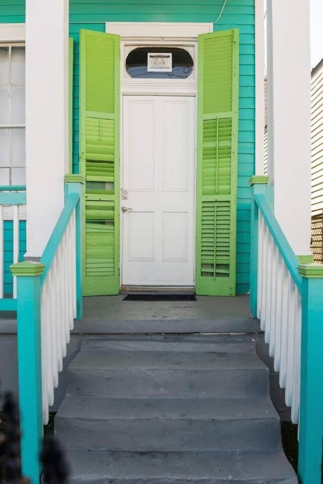 Renovated Cozy Shotgun Home - Near French Quarter House in Warehouse District