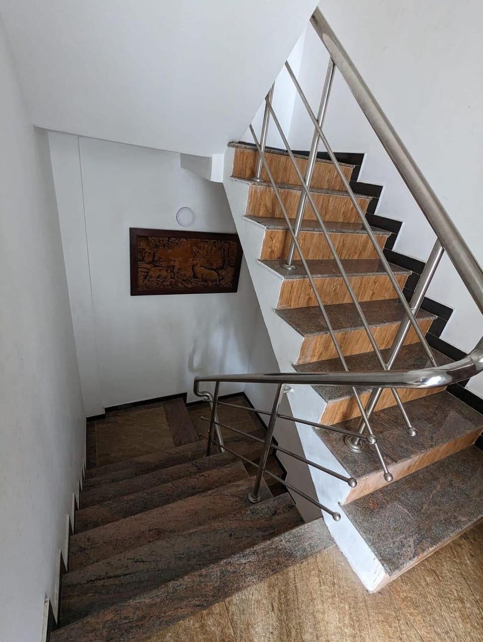 Raj Tower Colombo Residences Apartment in Colombo