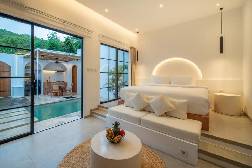 NEWLY BUILT! 1BR Villa Fire, Yasmin - Uluwatu Villa in Bali