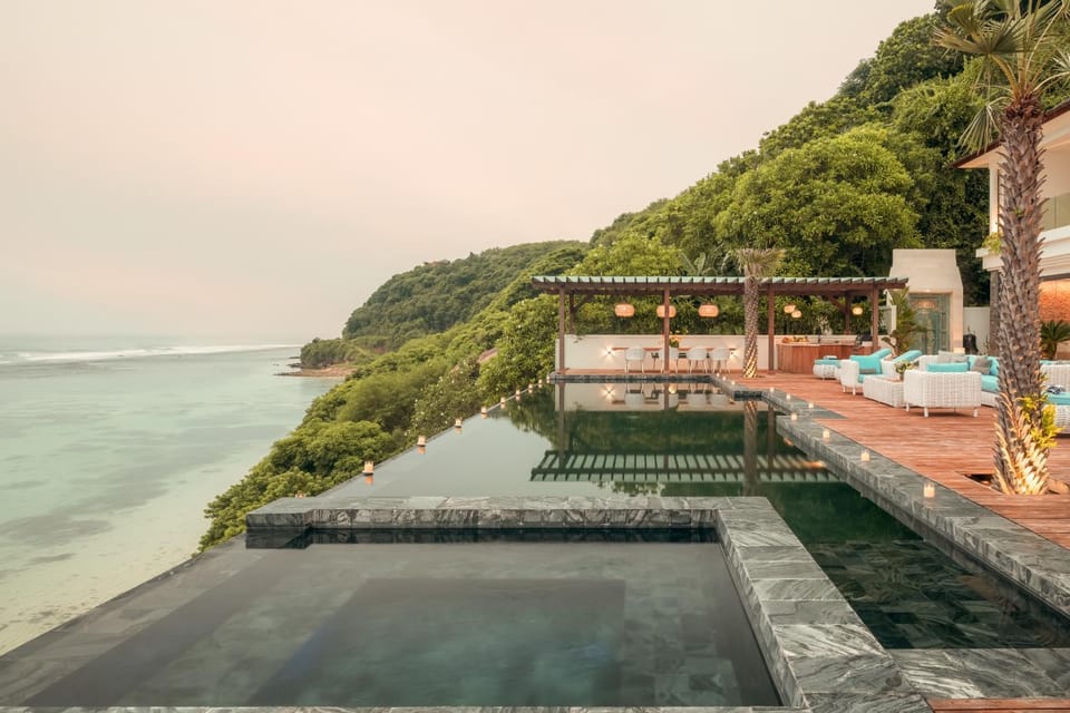 Day, Natural landscape, Pool view, Sea view, Swimming pool, sunbed