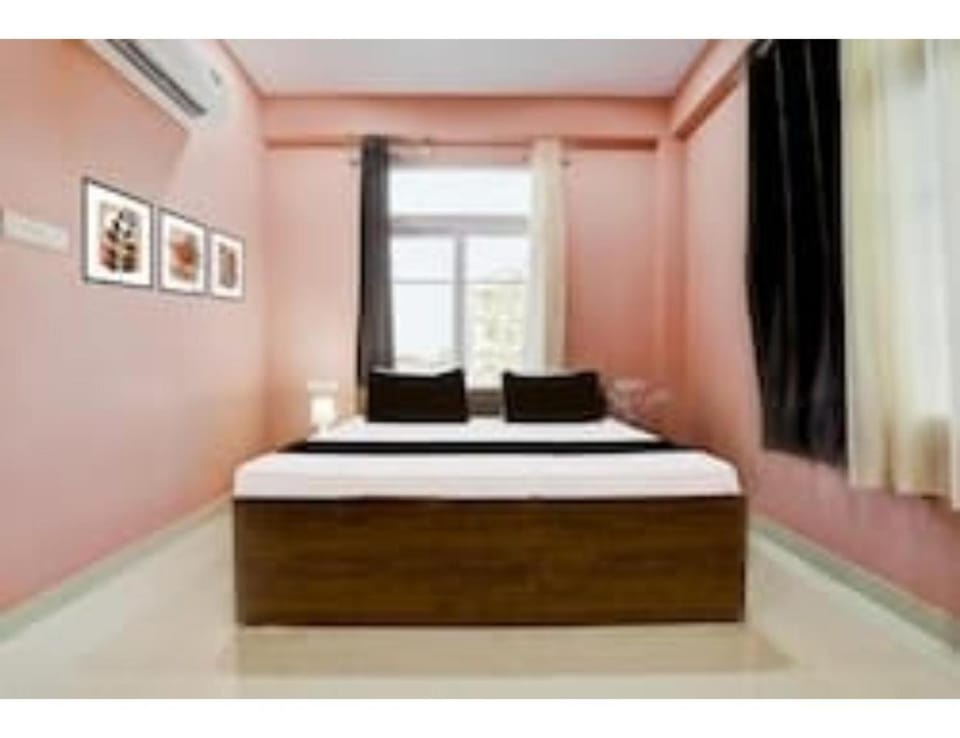 Bed, Bedroom, air conditioner