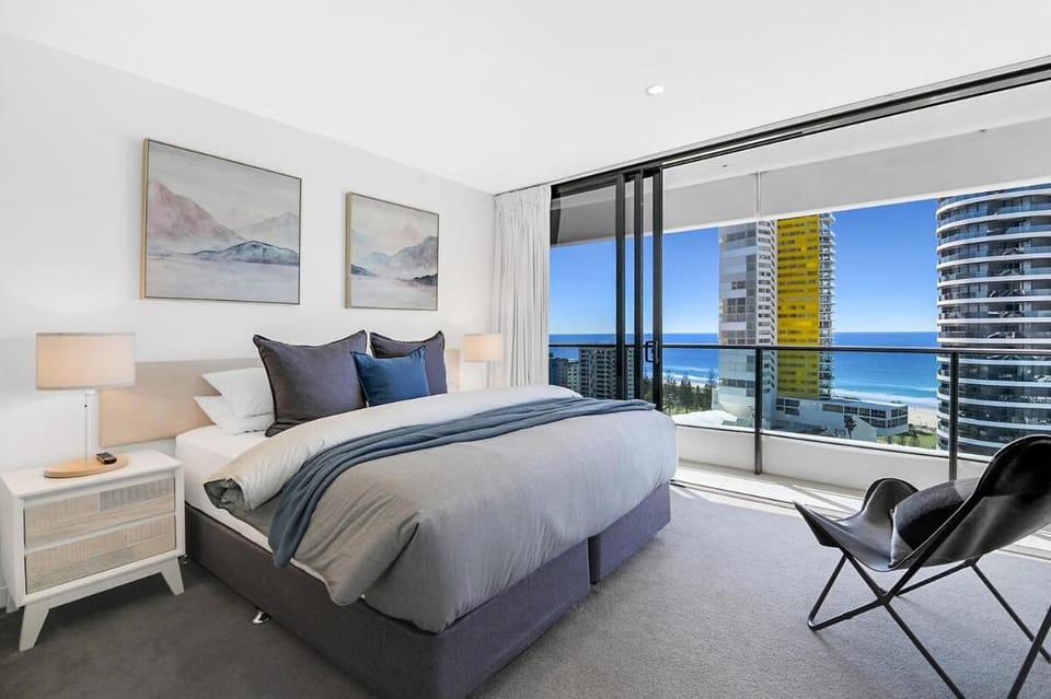Bed, Bedroom, Sea view