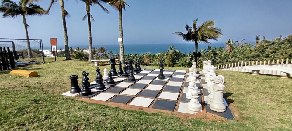 Oceanview Oasis SEAVIEW - PRIVATE BRAAI - 9 HOLE PUTT-PUTT - TENNIS Apartment in Dolphin Coast
