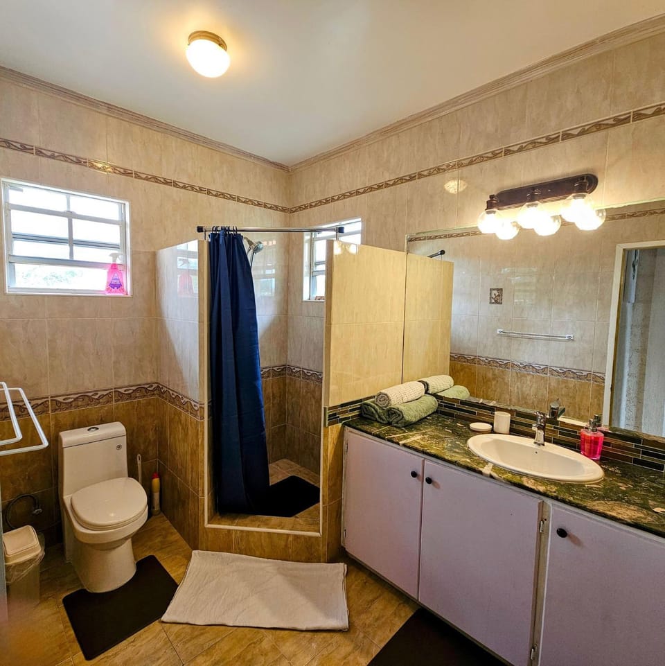 Toilet, Bathroom