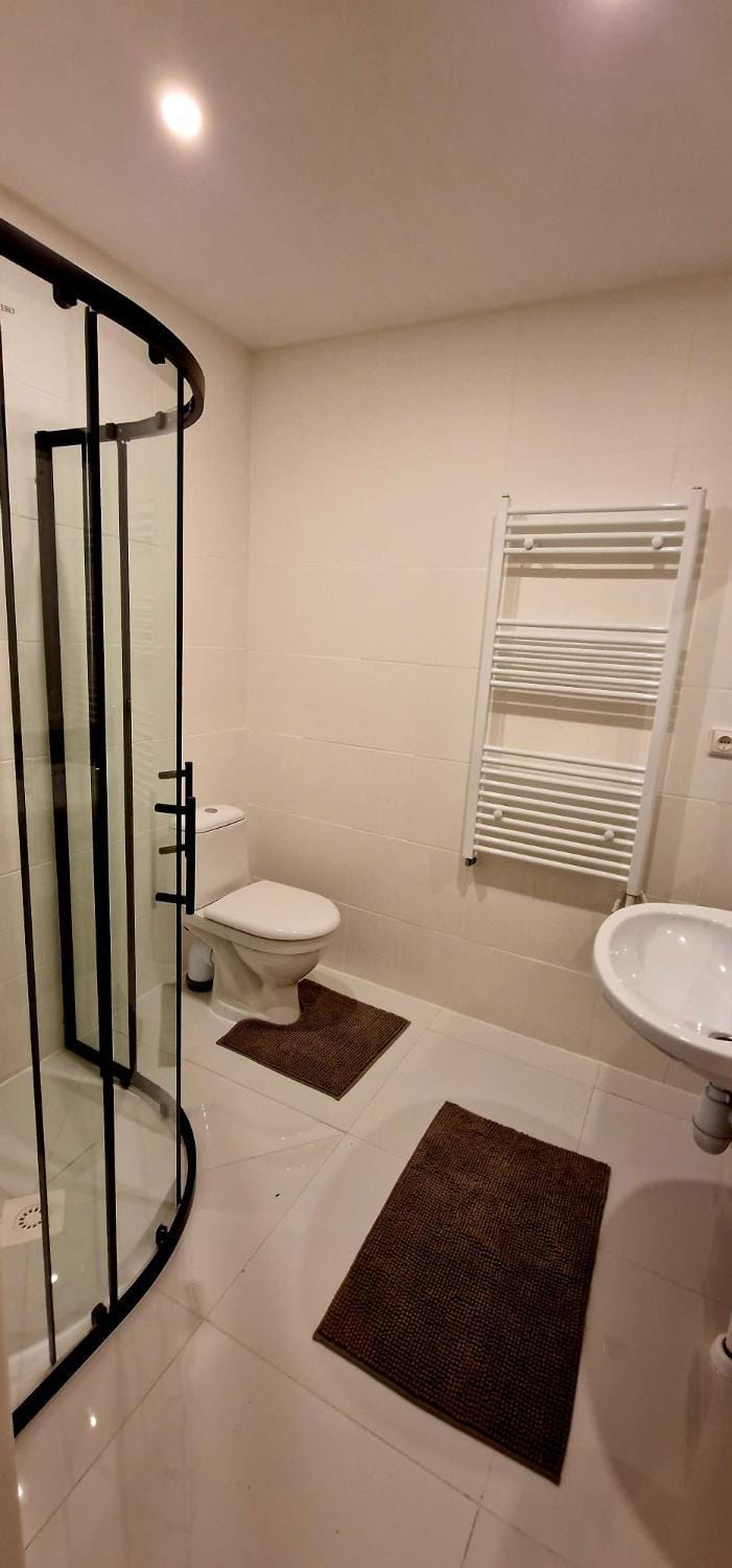 Countryside double bed room Kisiniai Apartment in Klaipėda County, Lithuania