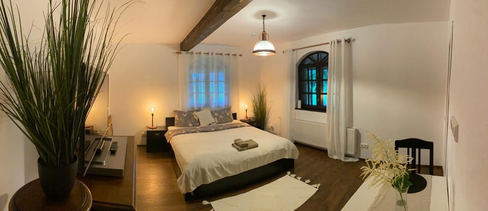 Countryside double bed room Kisiniai Apartment in Klaipėda County, Lithuania