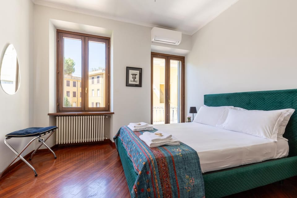 Bed, Bedroom, air conditioner