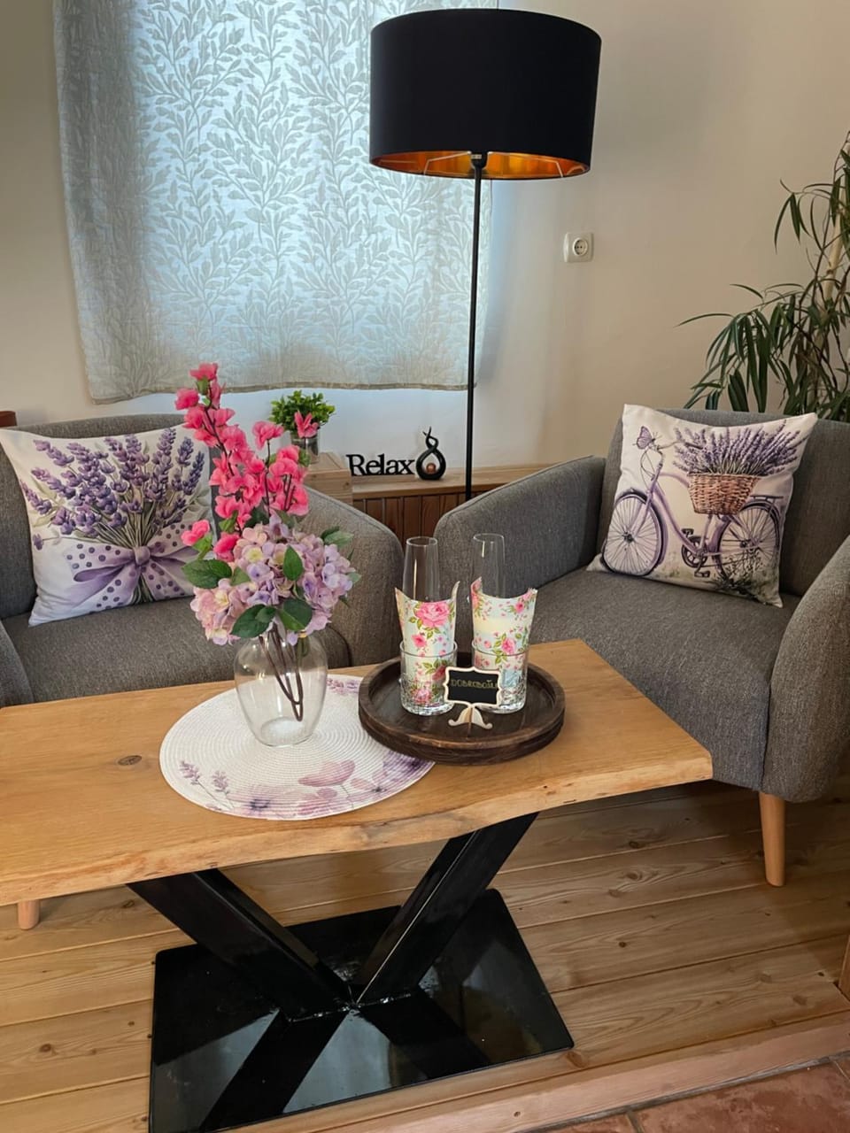 Seating area