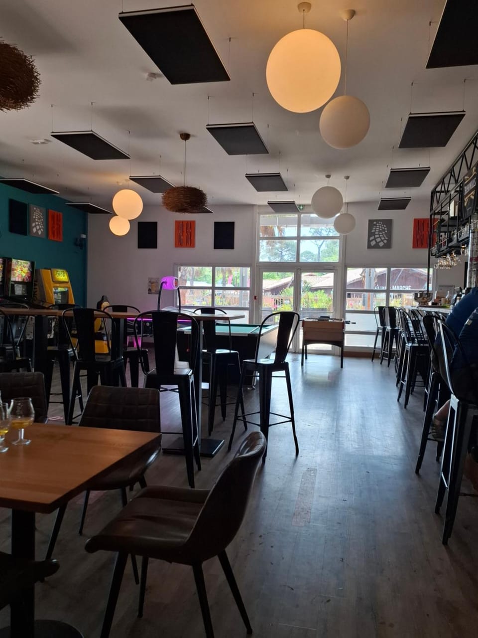 Restaurant/places to eat