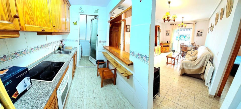Kitchen or kitchenette, Photo of the whole room, Dining area, oven, stove, toaster