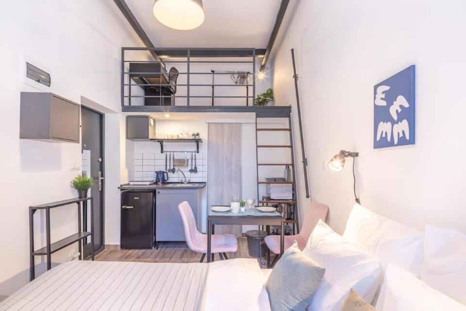 Central Sapphire Loft Budapest Apartment in Budapest