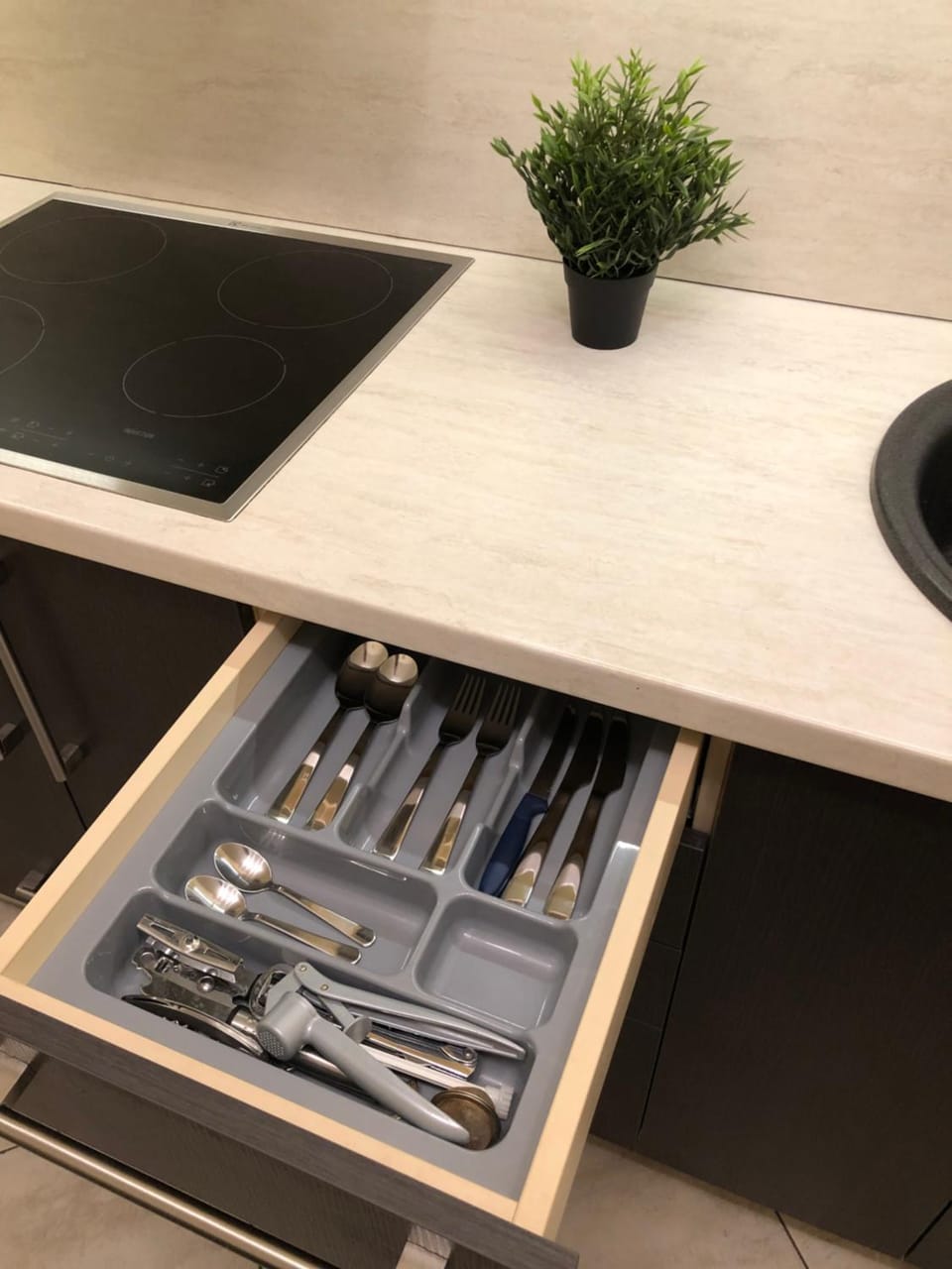 Kitchen or kitchenette